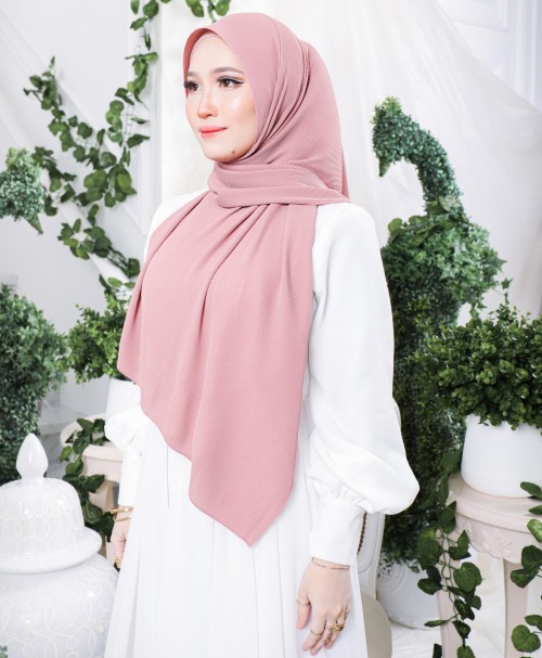 Hayyan Pleated Shawl (Lady Blush)