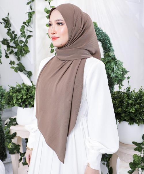 Hayyan Pleated Shawl (Emperor Green)