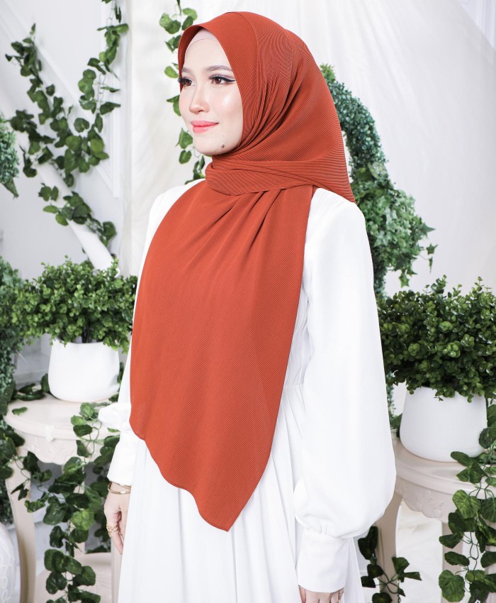 Hayyan Pleated Shawl (Magnificent)