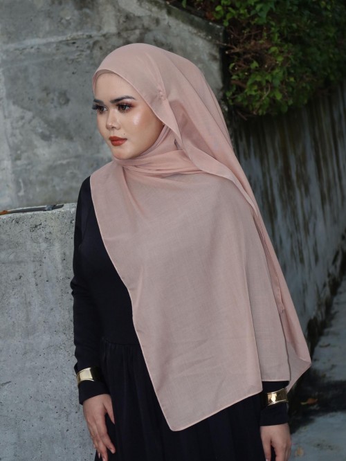 CLASSY COTTON SHAWL IN WARN VANILLA