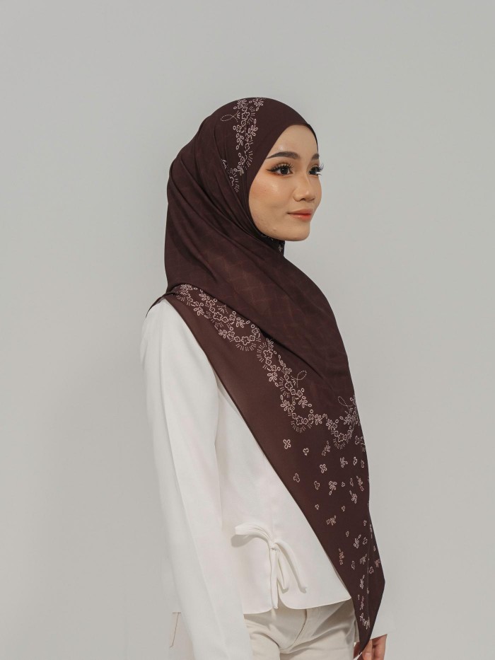 SHAWL CHARME IN THURSDAY