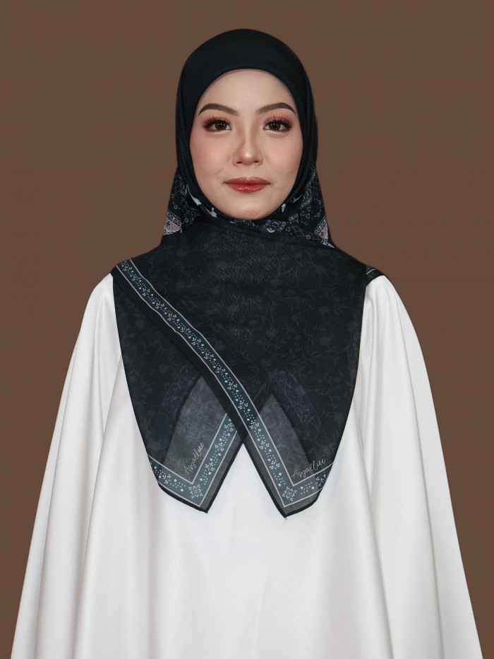 BAWAL CAHAYA QAMAR IN KENCANA