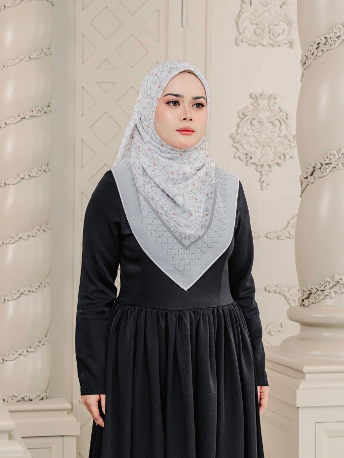 BAWAL LYDIA IN STELLA