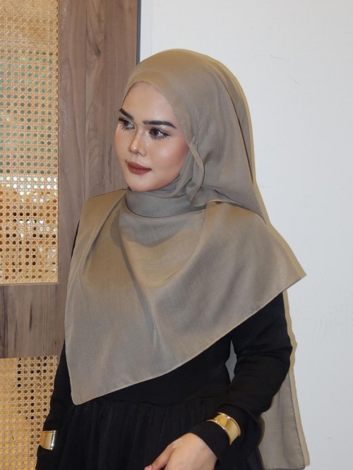 CLASSY COTTON SHAWL IN LEAFY