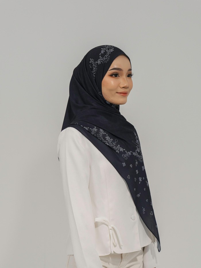 SHAWL CHARME IN EVERYDAY