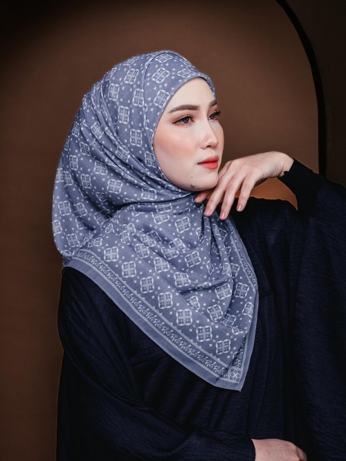 BAWAL HERA IN ASH BLUE ( MINOR DEFECT )