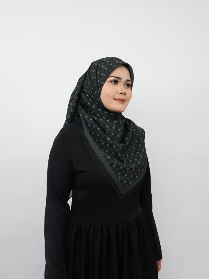 BAWAL CLASSY MONOGRAM IN BLACKY BROWN