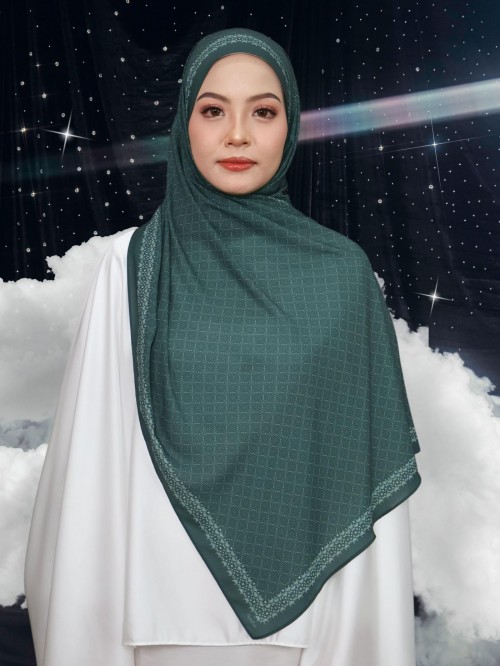 SHAWL CAHAYA SHAWAL IN EMERALD GREEN