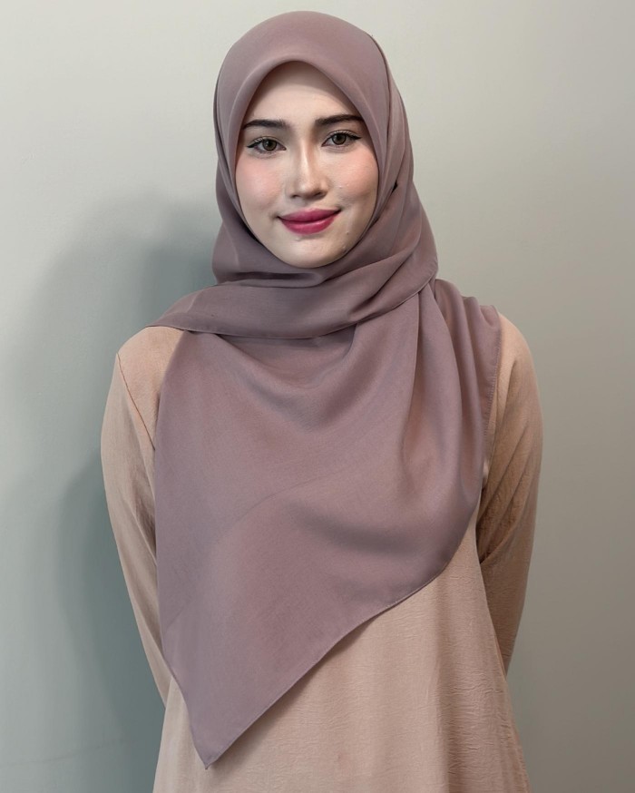 BAWAL PLAIN - ASYALLIEE ( NUTMEG )