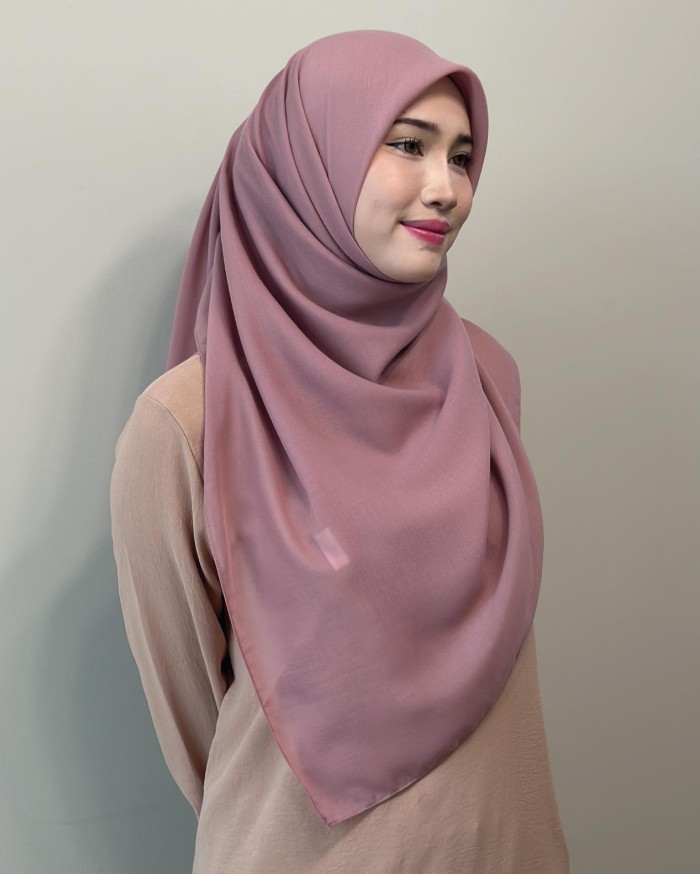 BAWAL PLAIN - ASYALLIEE ( ROSE TAUPE )