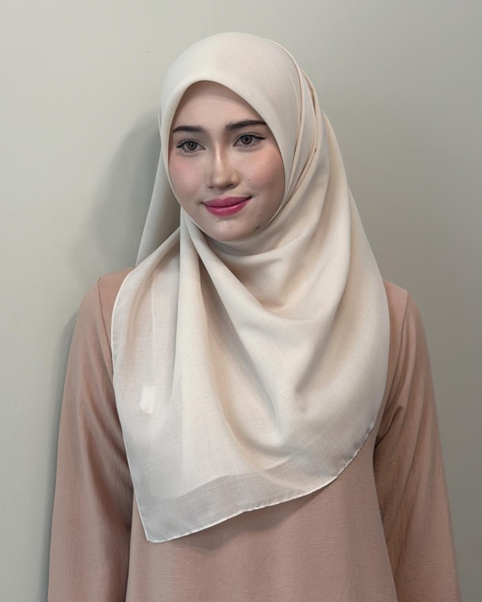 BAWAL PLAIN - ASYALLIEE ( BUTTER CREAM )