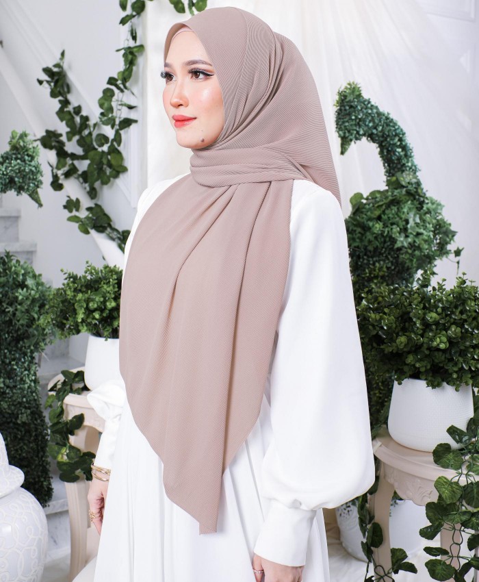 Hayyan Pleated Shawl (Noble)