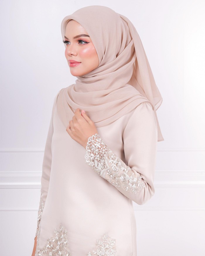 Syasya Bawal Bridal Drape (Champagne)