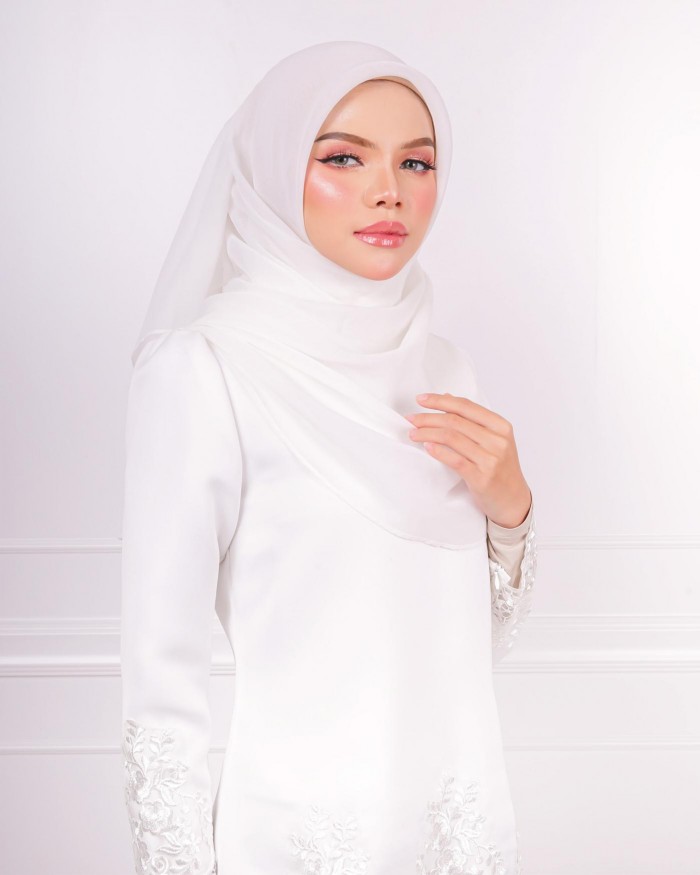 Syasya Bawal Bridal Drape (Off White)