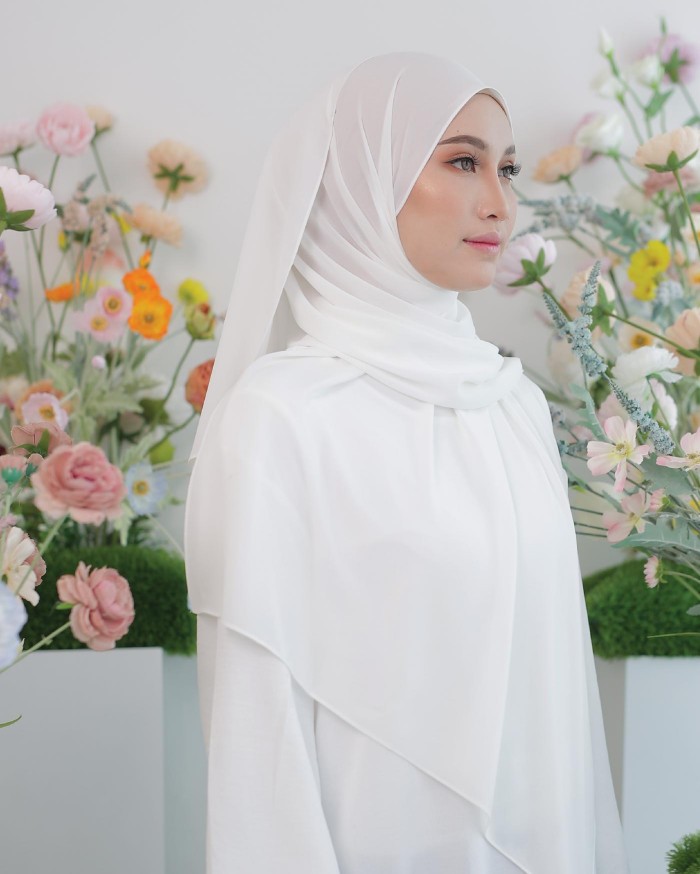 ASYALLIEE BASIC CHIFFON SHAWL ( WHITE )