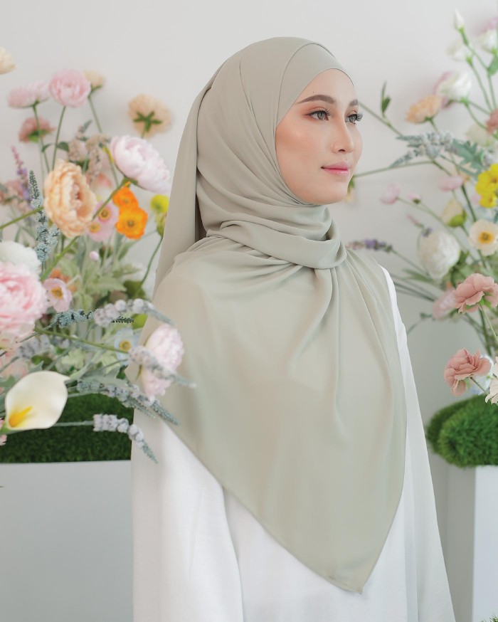 ASYALLIEE BASIC CHIFFON SHAWL ( SAGE GREEN )